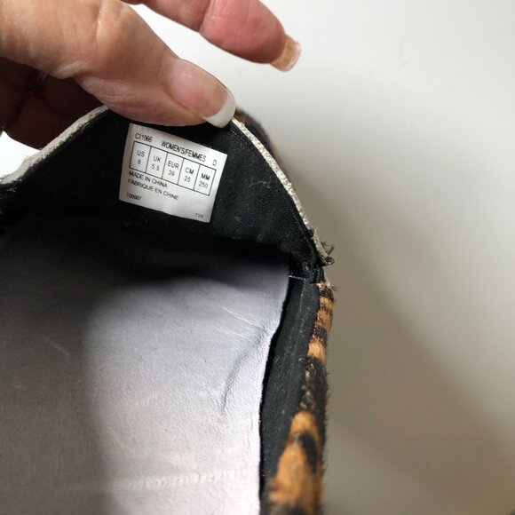 Aravon Womens Abbey Loafers Sz 8D Leopard Print Bit Slip On Comfort Casual Shoes - Picture 4 of 9